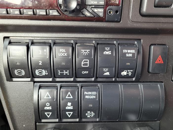 2018 International LT625-0