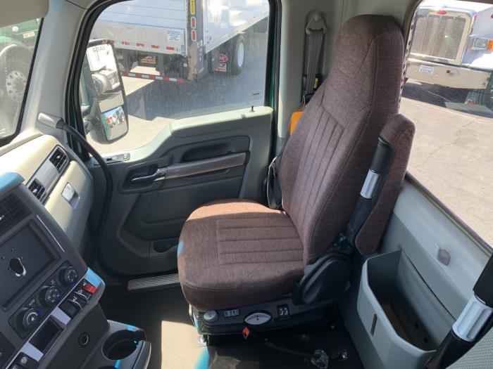 2019 Kenworth T680-0