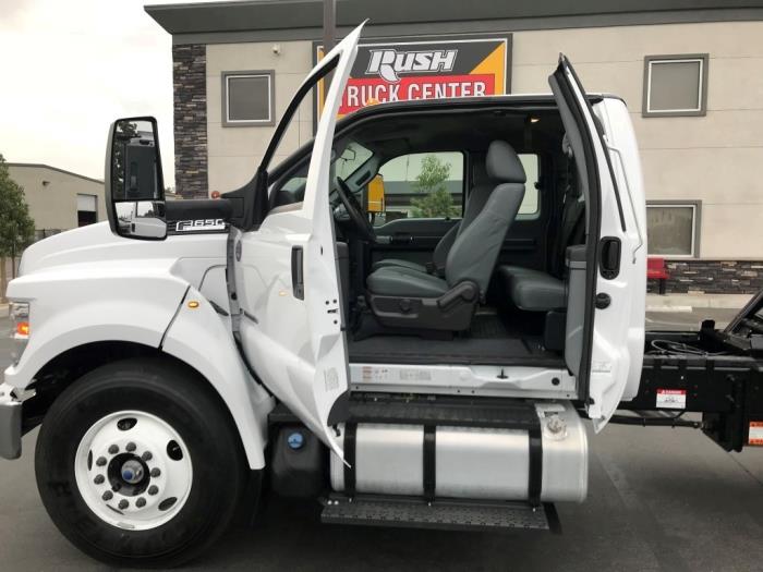 2023 Ford F-650-0