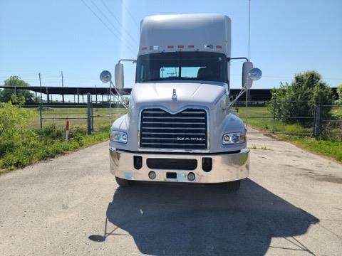 2011 Mack CH Series