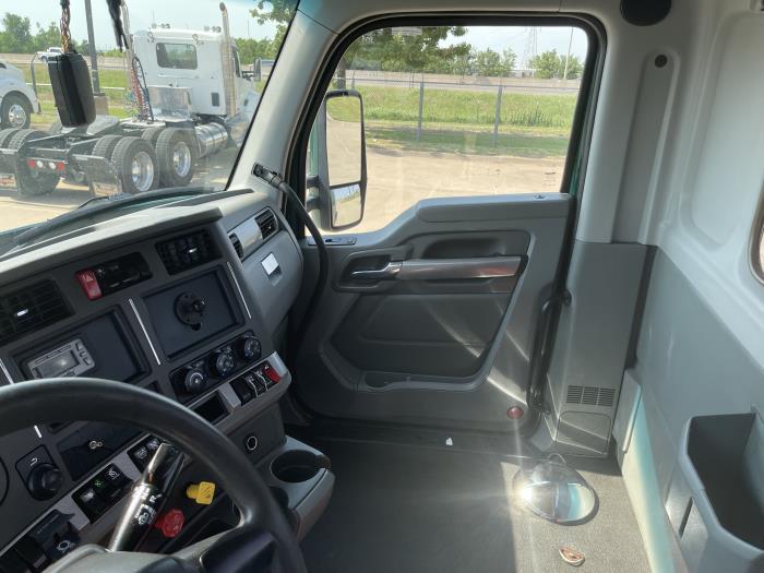 2019 Kenworth T680-0