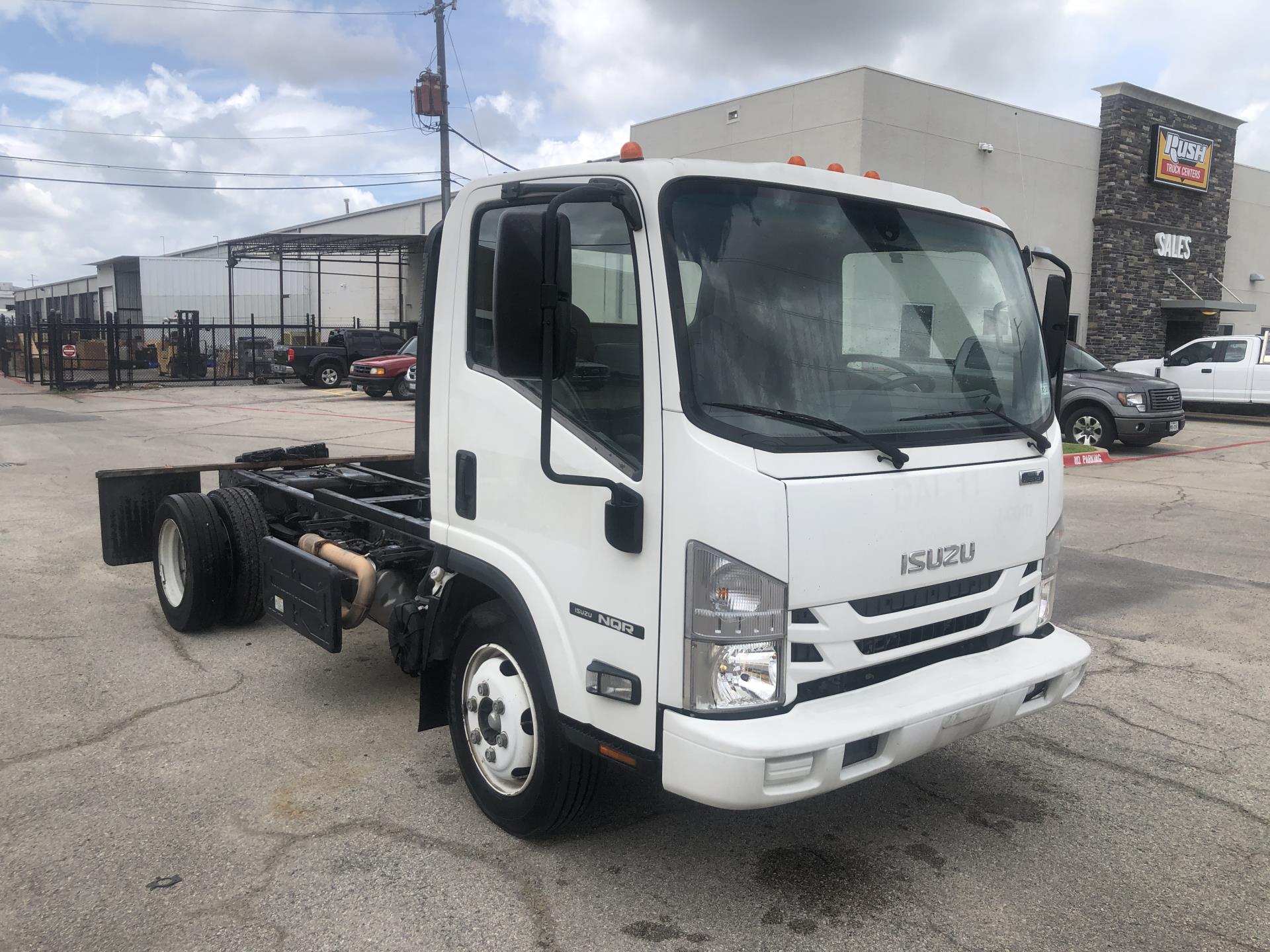 Used 2016 Isuzu NQR Regular Cab 4x2, Cab Chassis for sale #1429664 - photo 1