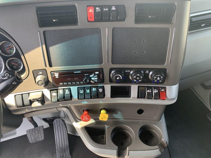 2018 Kenworth T680-0