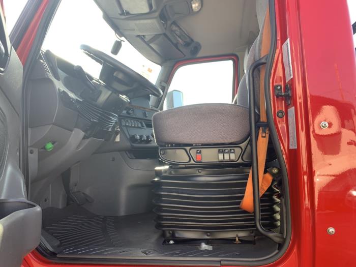 2018 International LT625-0