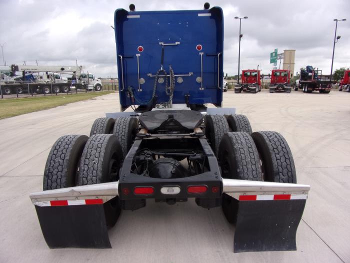 2019 Peterbilt 389-0