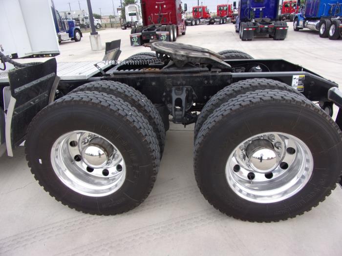 2019 Peterbilt 567-0