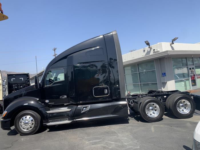 2018 Kenworth T680-0