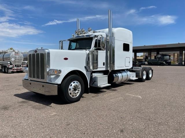 2020 Peterbilt 389-0