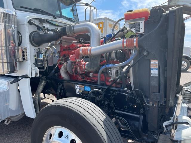 2020 Peterbilt 389-0