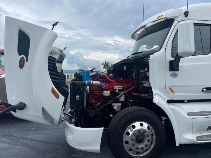 2019 Peterbilt 579-0