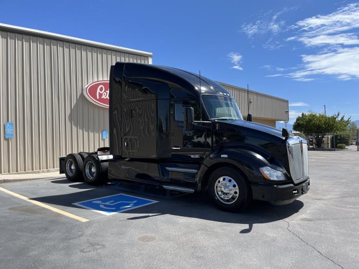 2018 Kenworth T680-0