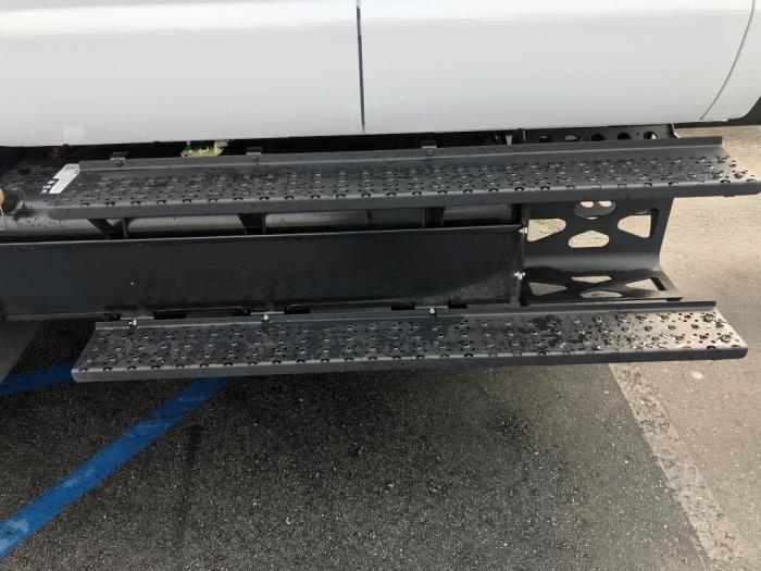 2023 Ford F-650-0