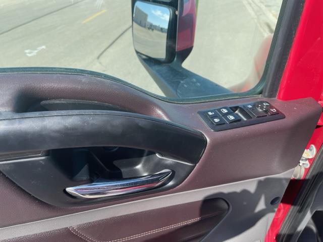2018 International LT625-0