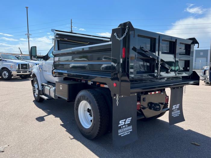 2023 Ford F-650-0