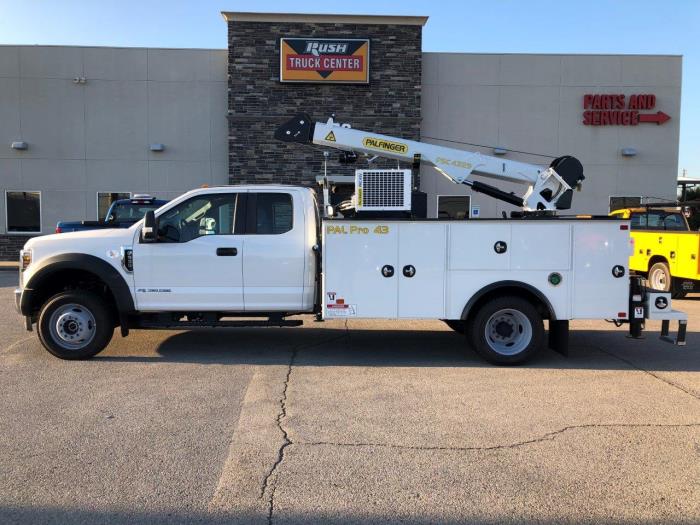 2022 Ford F-550-0