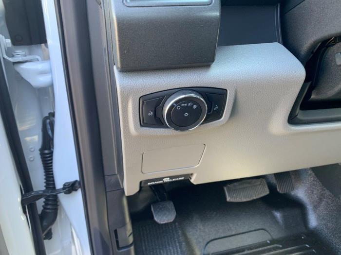 2022 Ford F-550-0