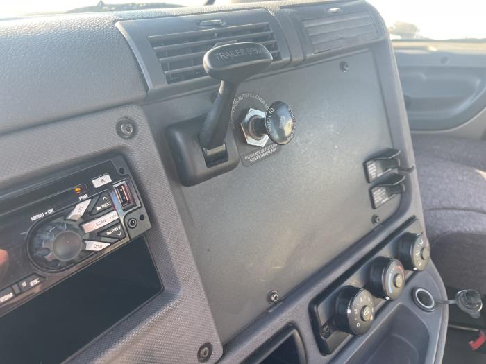 2016 Freightliner Cascadia-0