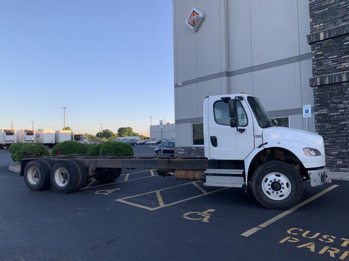 2018 Freightliner M2 112