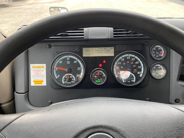 2017 Freightliner Cascadia-0