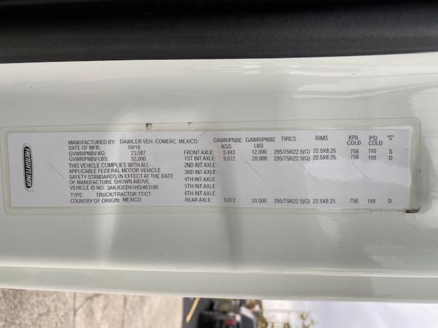 2017 Freightliner Cascadia-0