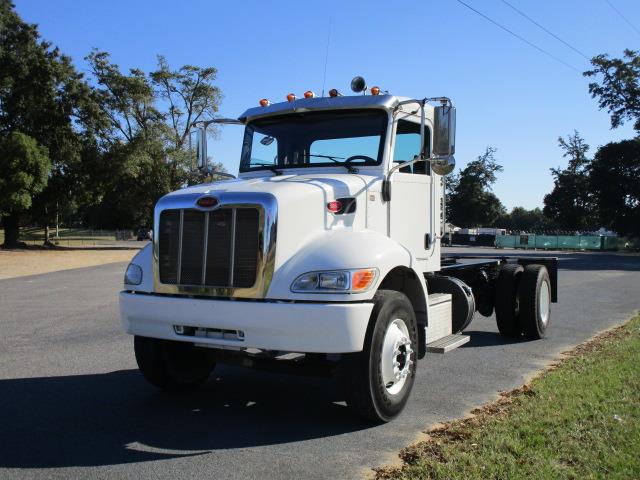 2018 Peterbilt 337-0