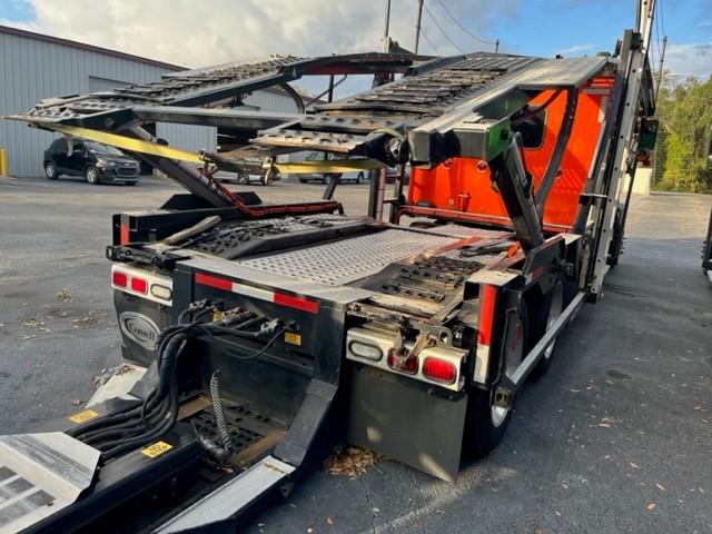 2019 Peterbilt 389-0