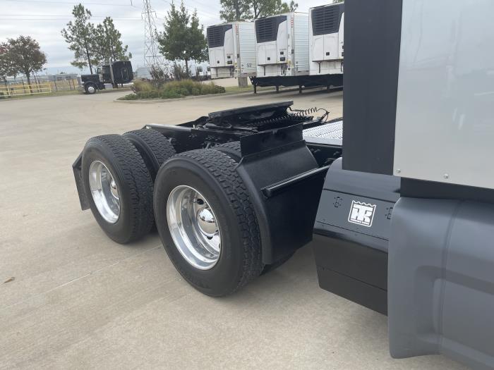 2021 Peterbilt 579-0