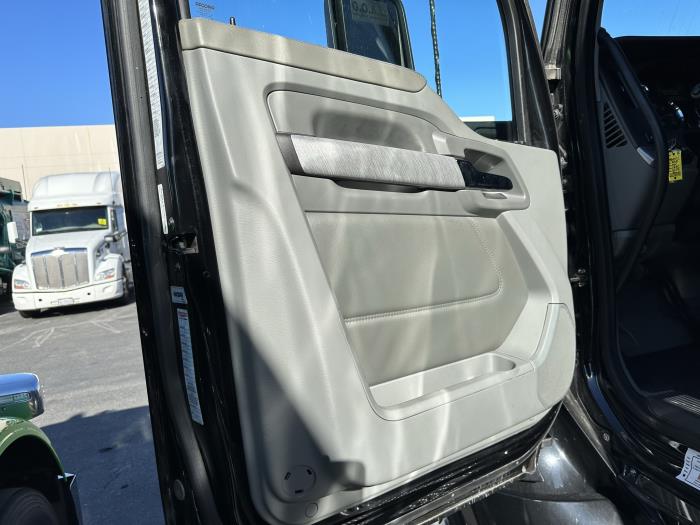 2018 Kenworth T680-0