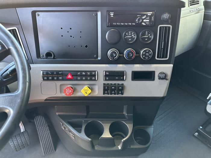 2019 Freightliner Cascadia-0