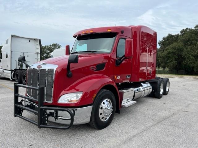 2021 Peterbilt 579-0