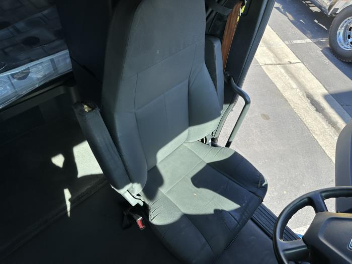 2019 Freightliner Cascadia-0