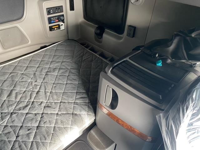 2018 International LT625-0