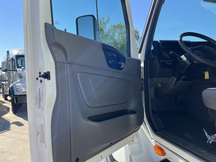 2019 International LT625-0