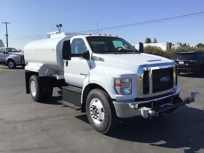 2023 Ford F-750-0