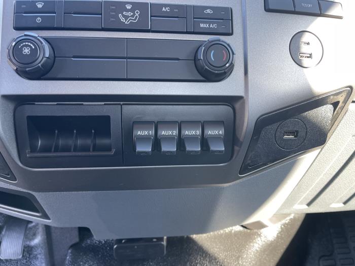 2023 Ford F-650-0