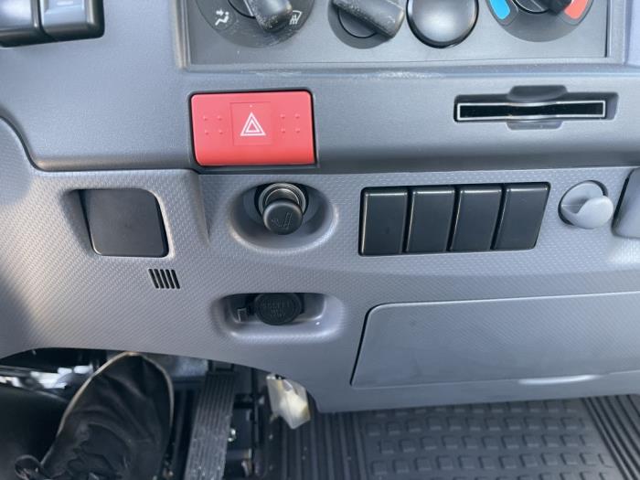 2023 Isuzu NPR-HD-0