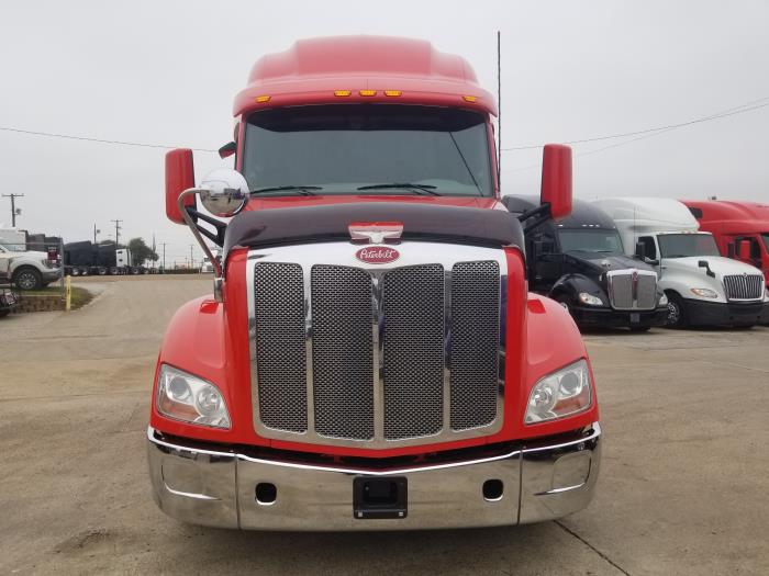 2019 Peterbilt 579-0
