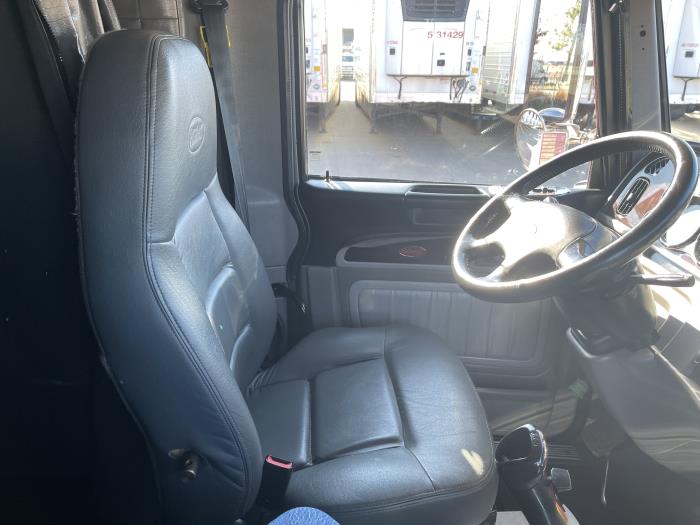 2018 Peterbilt 389-0