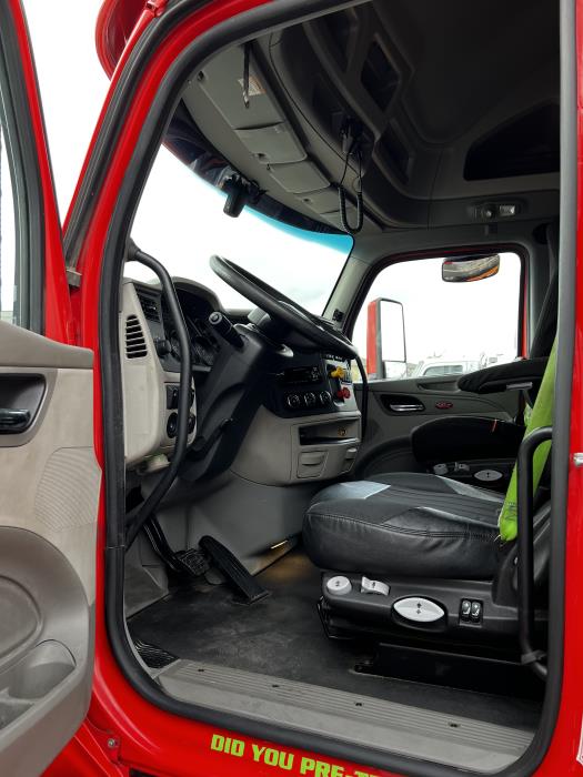 2020 Peterbilt 579-0