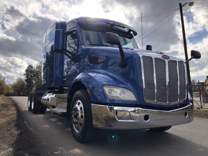 2018 Peterbilt 579-0