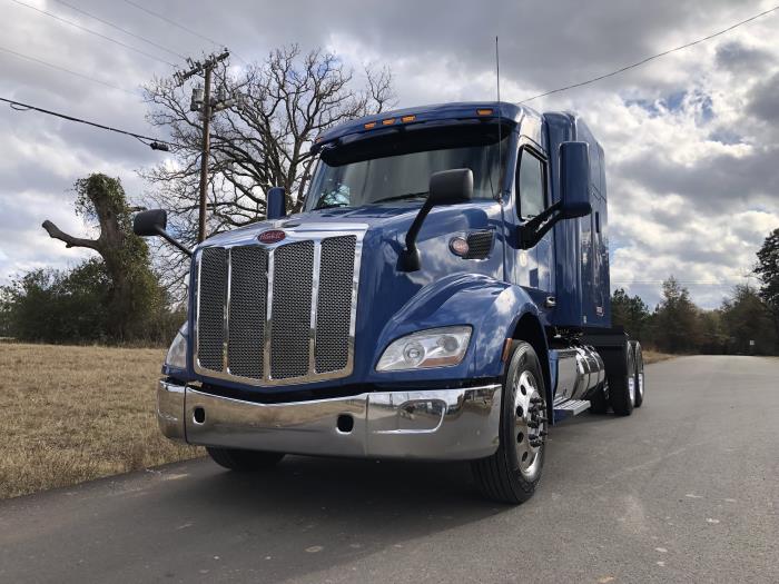 2018 Peterbilt 579-0