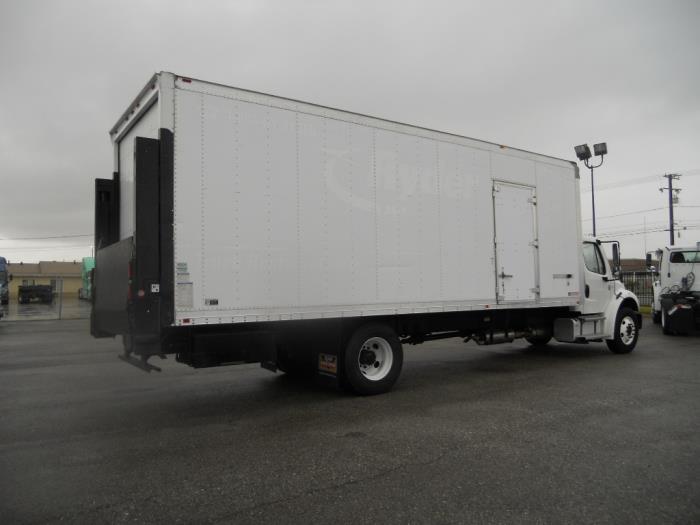 2015 Freightliner Business Class M2 106-0