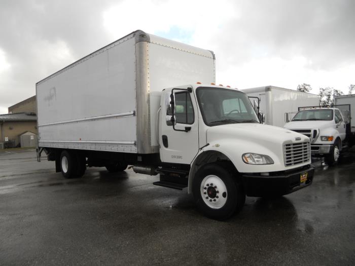 2017 Freightliner Business Class M2 106-0