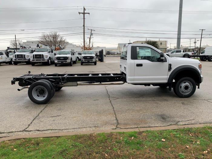 2022 Ford F-550-0