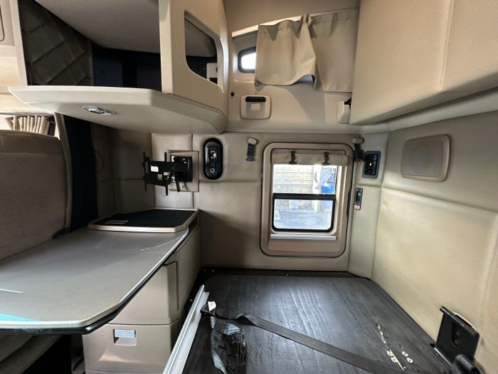 2018 Kenworth T680-0