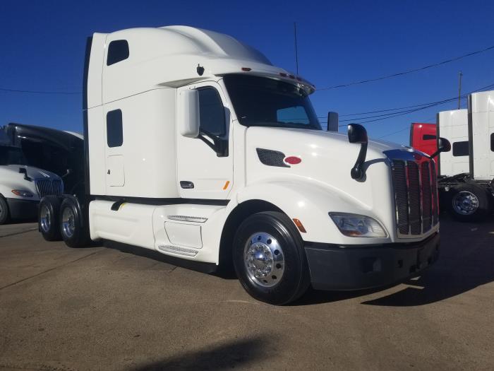 2019 Peterbilt 579-0