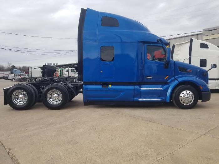 2019 Peterbilt 579-0