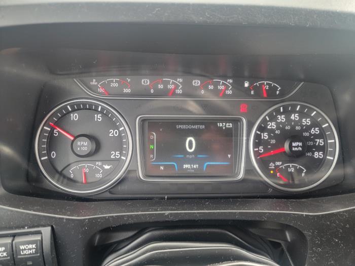 2019 International LT625-0