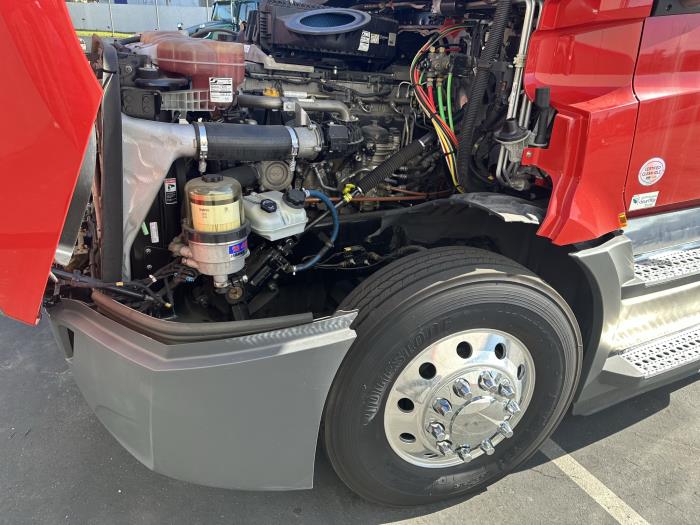 2019 Freightliner Cascadia-0