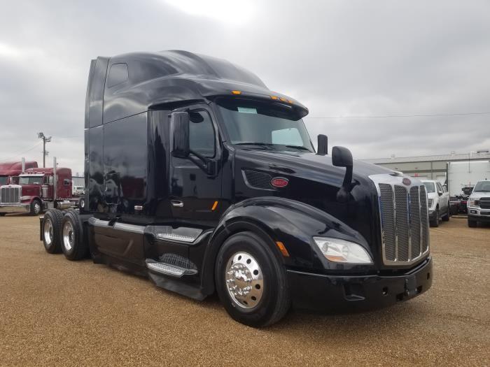 2020 Peterbilt 579-0